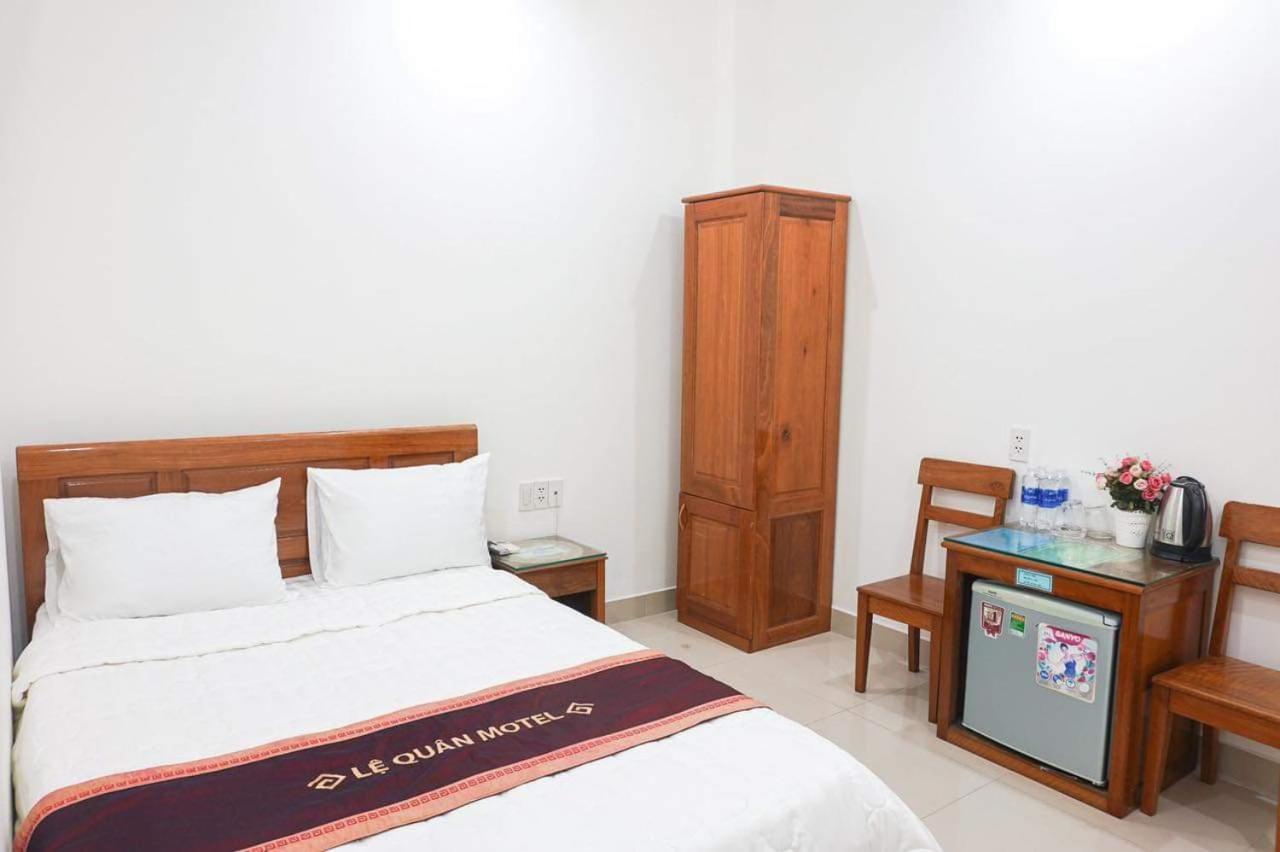 Le Quan Hotel Da Nang Exterior photo